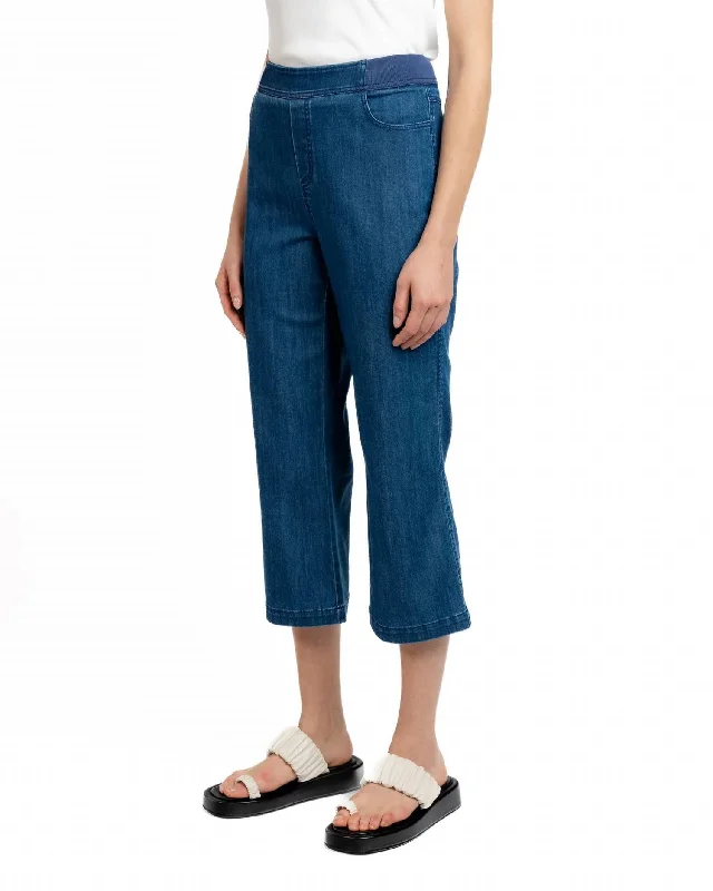 Women’s Sweater Dresses Crop Denim Pant In Indigo