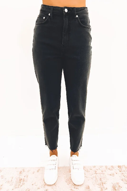 Women’s Athletic Wear Fashionable and versatile Hi Taper Jean Vintage Black