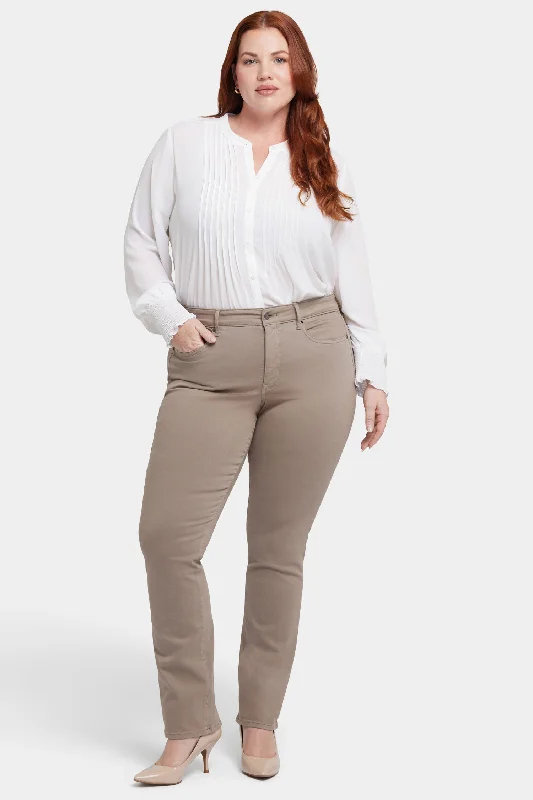 Comfortable Pants For Women Fashionable and versatile Marilyn Straight Jeans In Plus Size - Saddlewood