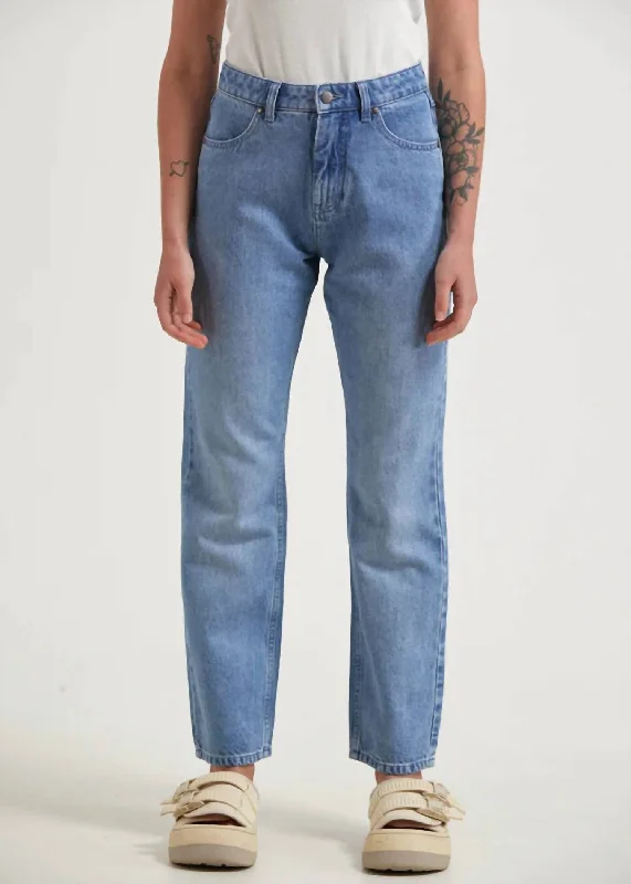 High Heels For Women Sports functional styleViolet Straight Leg Jeans in Worn Blue
